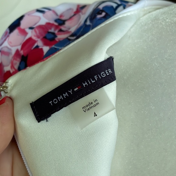Tommy Hilfiger White Floral Dress - Picture 6 of 6